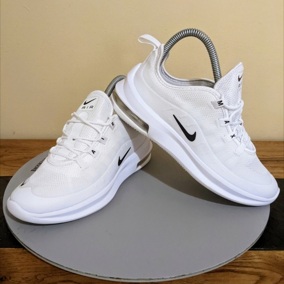Nike Other - Girls Nike Air Max Axis Shoes 2.5 Youth